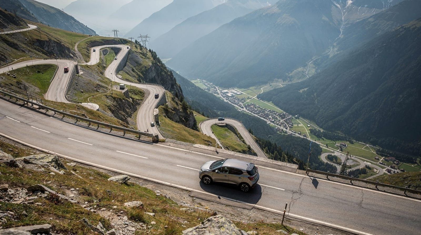 Car rental in Switzerland: vignette, parking and closed passes