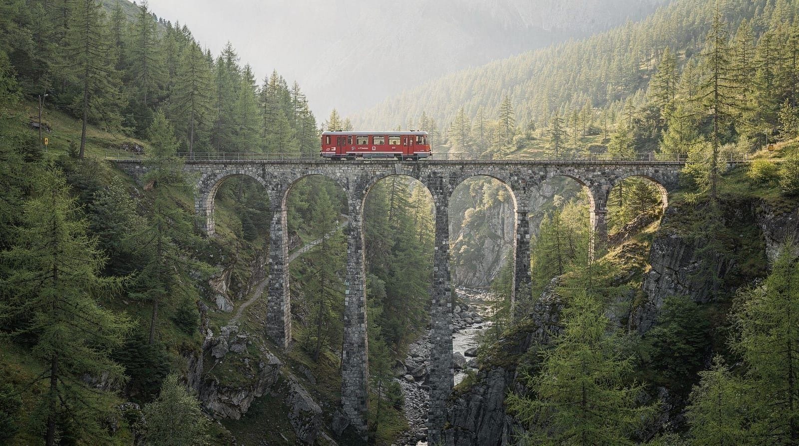 Swiss Travel Pass vs Half Fare Card: the real break-even point