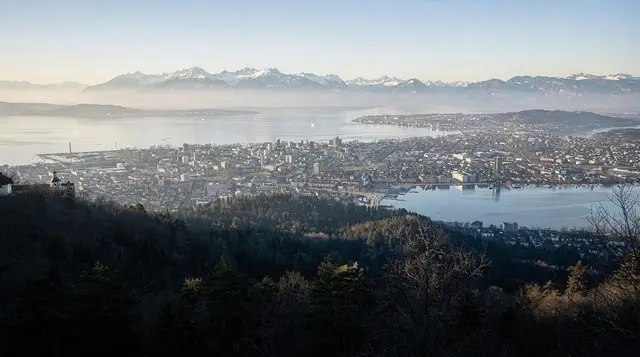 Uetliberg: Zurich's mountain on a city travelcard