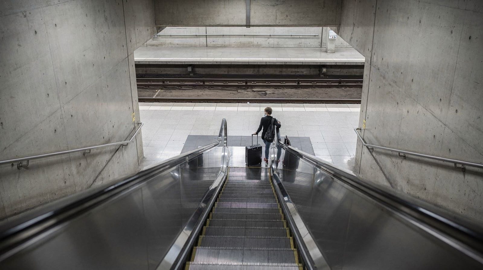 Zurich airport to city centre: trains, trams, taxis and transfers