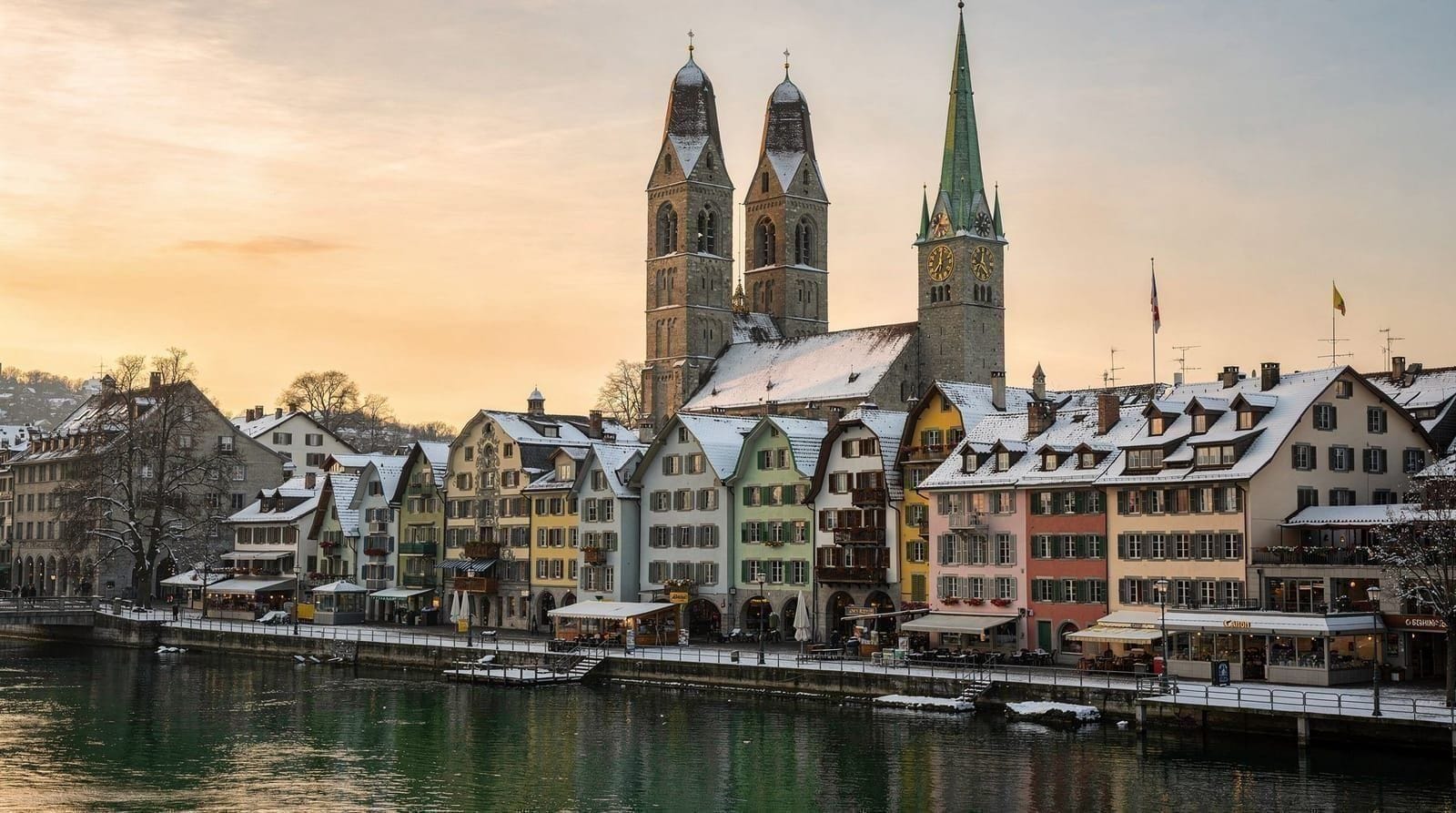 Zurich in 2 days: old town, lake and the Rhine Falls